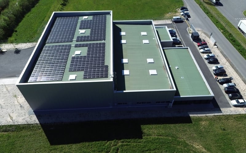 nexhos-energies-panneaux-photovoltaïques-toiture-plate-autoconsommation-revente